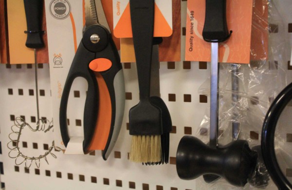 Išskirtinio dizaino ir žinomų ženklų prekės – Jonavoje