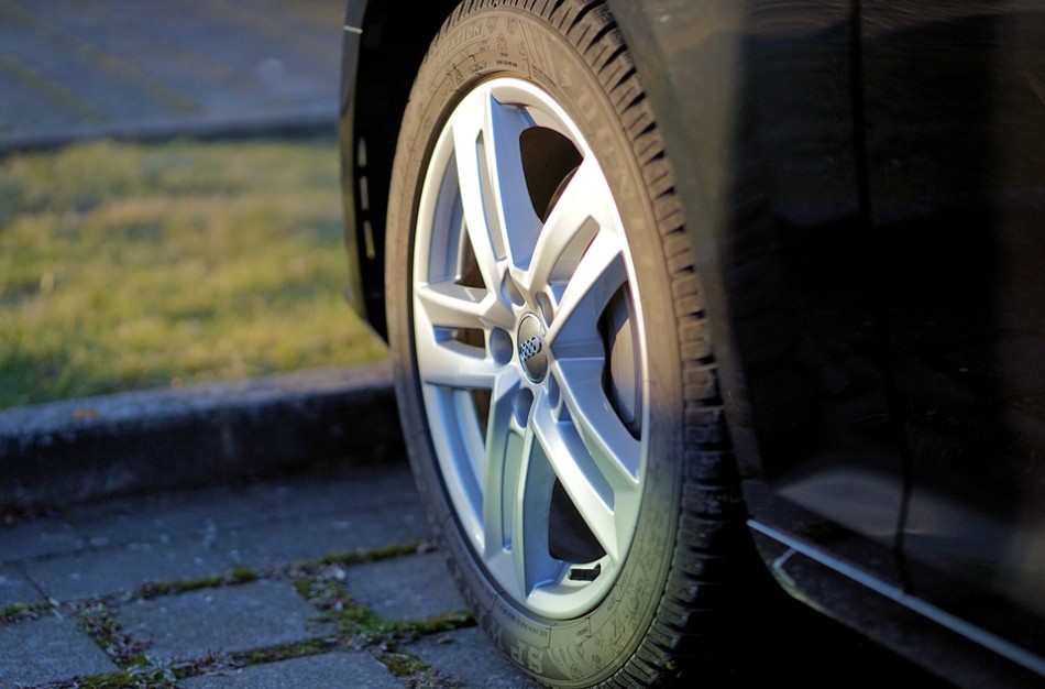 Iš automobilio išlaisvino 10 mėnesių vaiką
