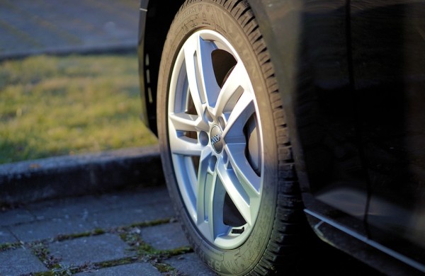 Iš automobilio išlaisvino 10 mėnesių vaiką