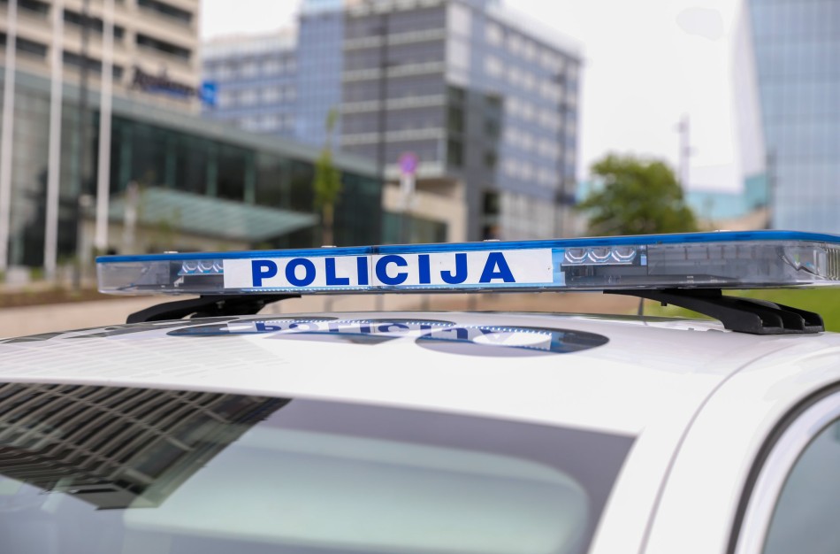 Spalį eismo dalyviams atsipalaiduoti neleis: policija skelbia, ką tikrins