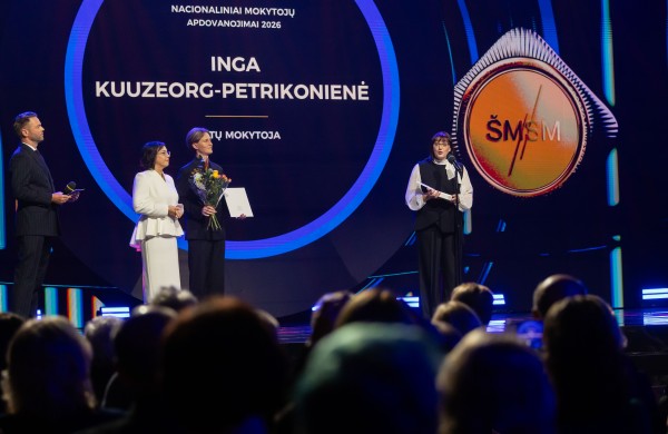 Tarptautinę mokytojų dieną pagerbti iškilūs Lietuvos pedagogai – įteiktos nacionalinės premijos, viena jų - Ingai Kuuzeorg-Petrikonienei
