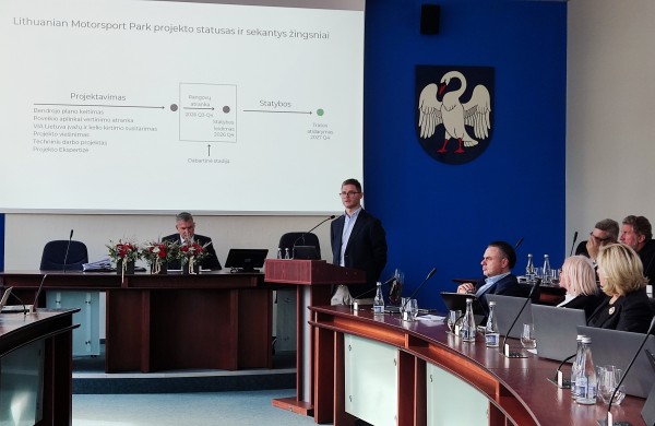Taryba priėmė beprecedentį sprendimą: „Kartu ratu“ atleista nuo 238 tūkst. eurų infrastruktūros mokesčio