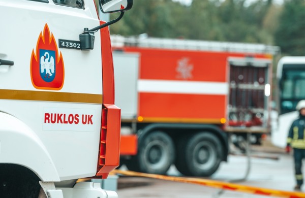 Numatoma savivaldybių priešgaisrines tarnybas ir miškų urėdijas atleisti nuo mokesčio už krovinines transporto priemones