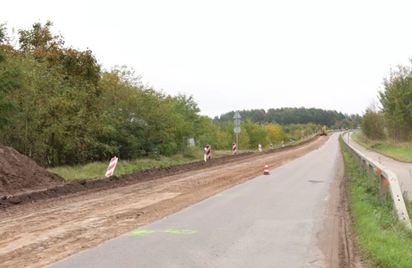 „Via Lietuva“ planuoja informuoti iš anksto, tačiau kelio į Ruklą remontas Jonavoje prasidėjo netikėtai