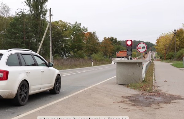 „Via Lietuva“ planuoja informuoti iš anksto, tačiau kelio į Ruklą remontas Jonavoje prasidėjo netikėtai