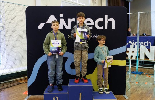 Jonavoje surengtos „Airtech“ mikro dronų varžybos