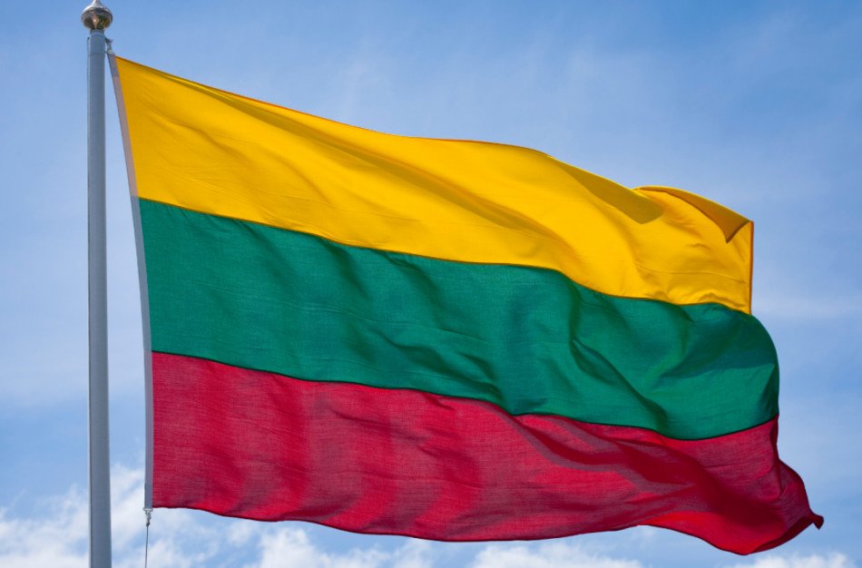 Prezidentas sveikina Konstitucijos dienos proga