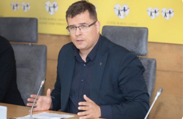 L. Kasčiūnas siūlo nuo 2030 m. įteisinti visuotinį šaukimą į privalomąją pradinę karo tarnybą