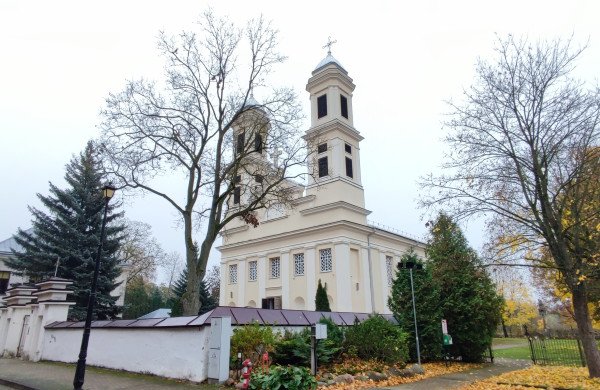 Jonavos Šv. apaštalo Jokūbo bažnyčioje - pirmosios mišios po remonto pertraukos