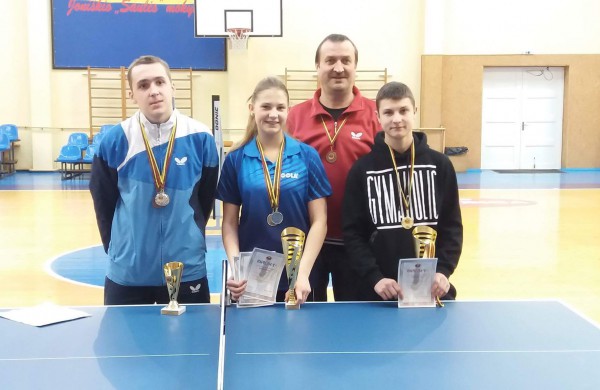 Stalo tenisininkas Rimas Lesiv – trijų medalių savininkas