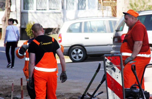 Prasidėjo kiemų tvarkymo darbai: šiemet darbams skirta 300 tūkst. eurų