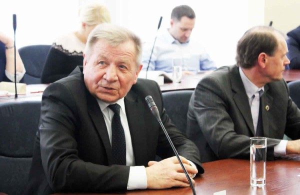 Administracijos direktorius J.K. Sungaila atleidžiamas iš darbo