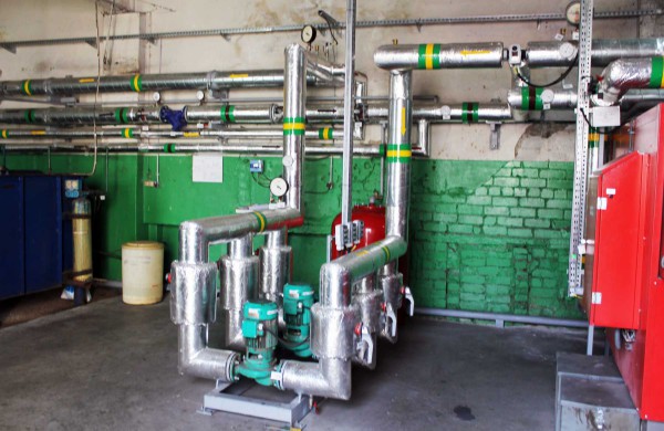 Jonavos šilumos tinklai: nuostoliai mažėja, o šildymo sezonas gyventojų nebegąsdina taip, kaip prieš dešimtmetį