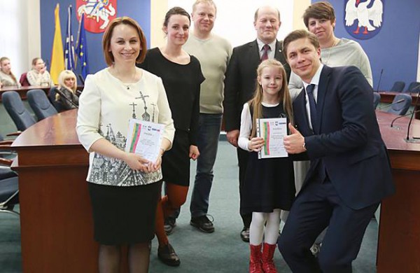 Apdovanoti eilėraščius ir rašinius kūrę Jonavos vaikai