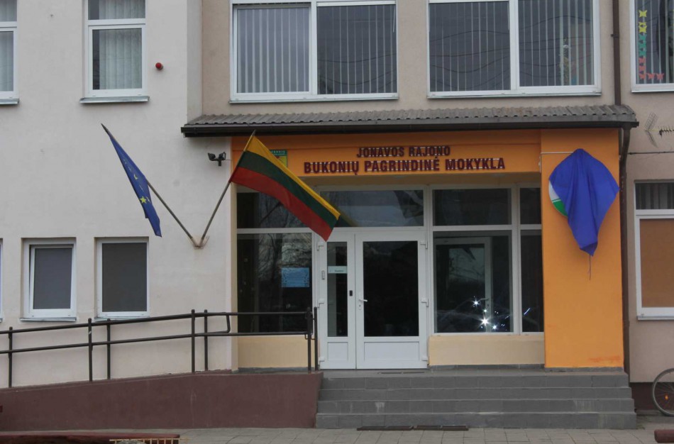 Rajono savivaldybėje – skubus pasitarimas dėl tuberkuliozės, Bukonyse tikrinama vaikų sveikata  