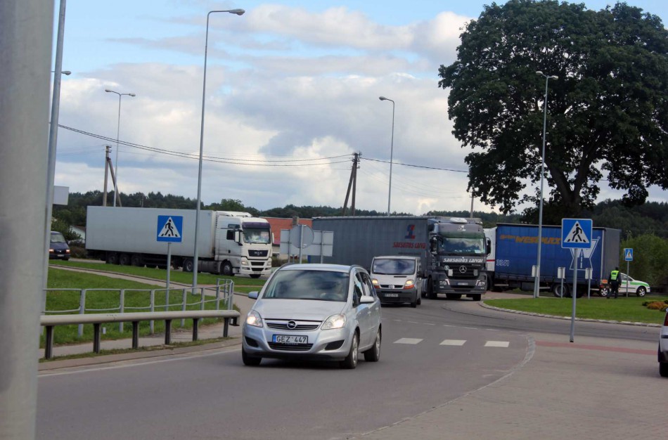 Jonavos pietrytinis aplinkkelis iš mirties taško pajudės jau šiais metais