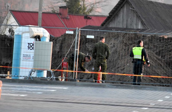 Prie naujosios "Maximos" rastas galimai karo laikų sprogmuo