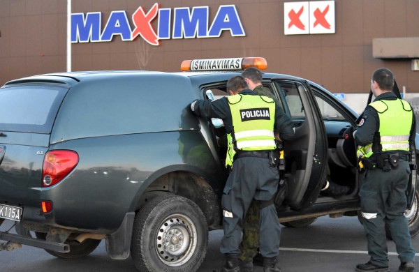 Prie naujosios "Maximos" rastas galimai karo laikų sprogmuo