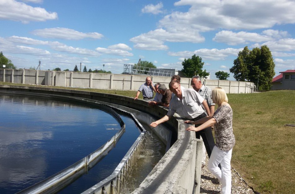 Stebėtojai teigiamai įvertino bendrovės vykdomą veiklą