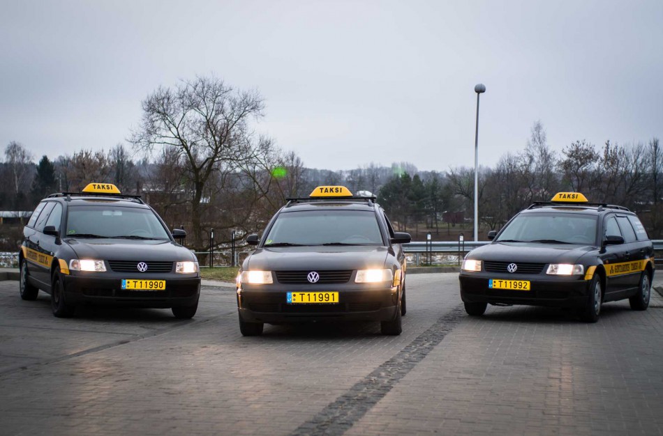 „Jonavos žinių“ skaitytojai geriausiai įvertino įmonę „Gintarinis taksi“