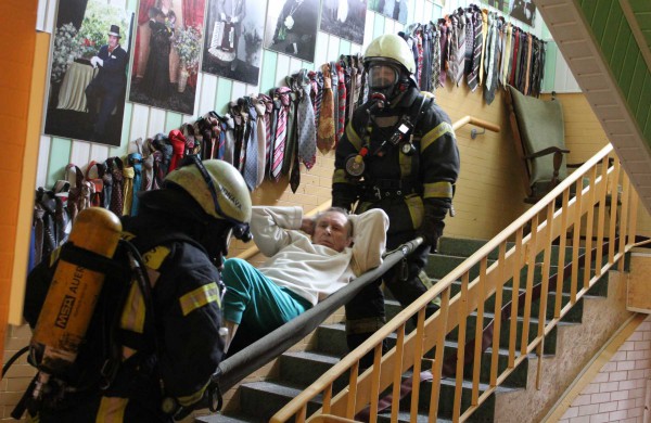 Jonavos globos namuose - ugniagesių pratybos