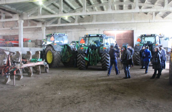 Jonavos rajone rasti septyni Švedijoje vogti traktoriai