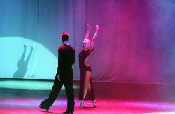 Jonavos kultūros centre jaukiai ir stilingai pasveikintos mamos