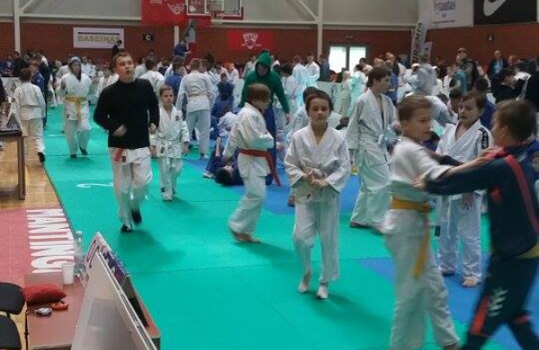 Jonavos dziudistai „skina“ prizines vietas