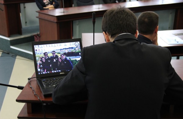 Jonavos moksleiviai – politikų kailyje