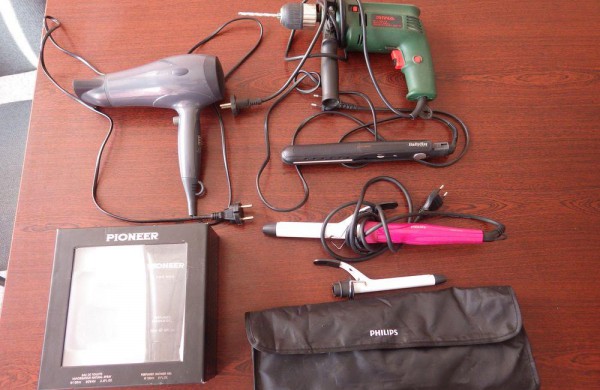 Kriminalistai Jonavoje sulaikė butų vagis, gyventojai kviečiami atpažinti savo daiktus