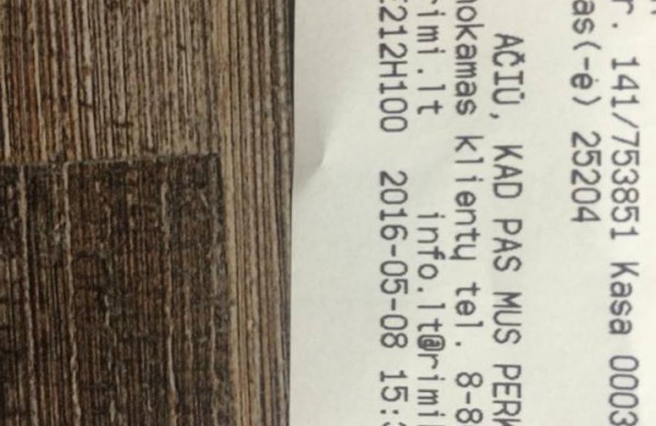 Prekybos centre „Rimi“ nusipirko supelijusio pyrago