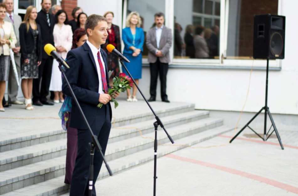 Ar Jonavoje dar kam nors įdomi mokinių nuomonė?