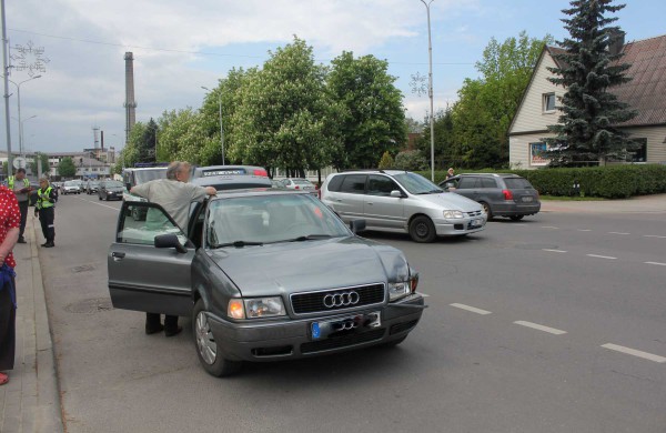 Miesto centre susidūrė du automobiliai