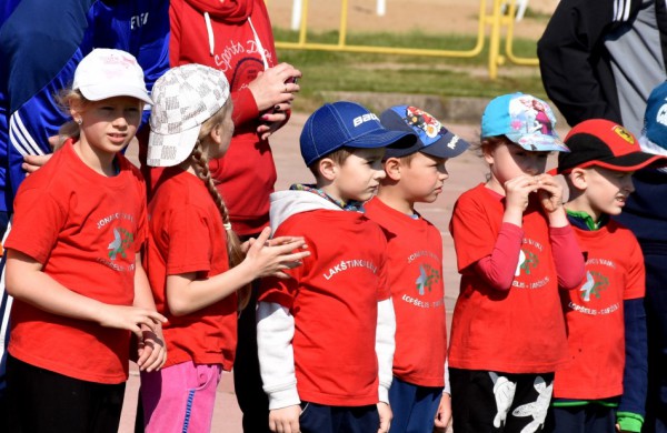 Mažieji ugdytiniai – „futboliuko“ turnyre