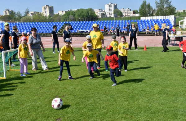 Mažieji ugdytiniai – „futboliuko“ turnyre