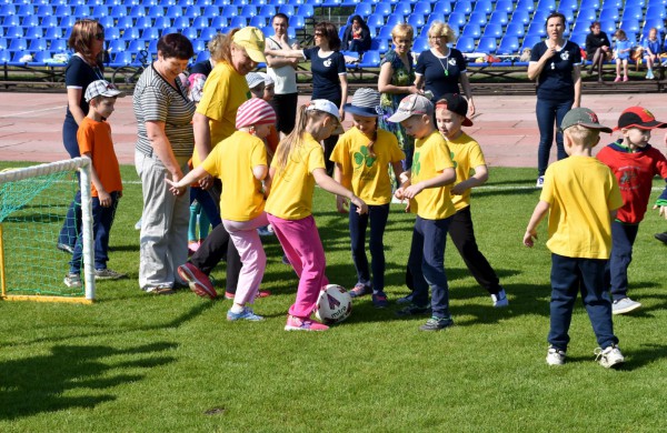 Mažieji ugdytiniai – „futboliuko“ turnyre