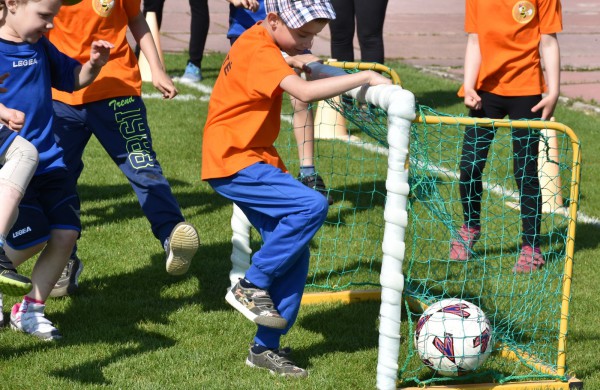 Mažieji ugdytiniai – „futboliuko“ turnyre