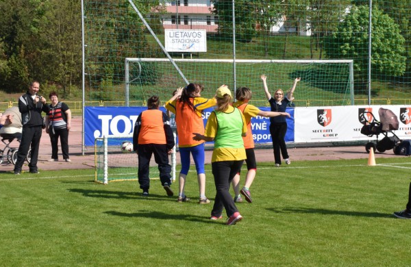 Mažieji ugdytiniai – „futboliuko“ turnyre