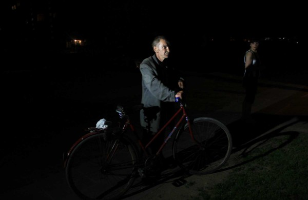 Penktadienis, 13: penkiolikmetę įmetė į tvenkinį, muštynės miesto centre, sugyventinių konfliktas