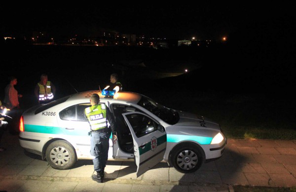 Penktadienis, 13: penkiolikmetę įmetė į tvenkinį, muštynės miesto centre, sugyventinių konfliktas