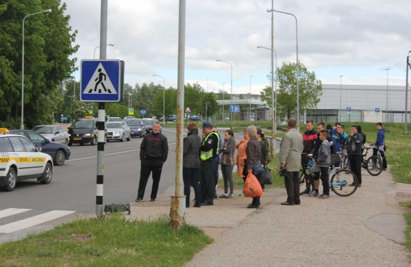 Taksi automobilis partrenkė per pėsčiųjų perėją ėjusį mažametį