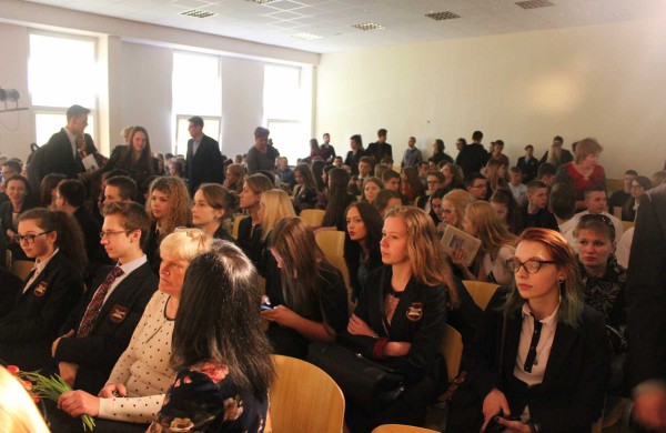 Senamiesčio gimnazijoje išdalinti metų apdovanojimai