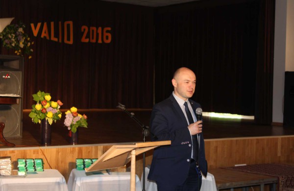 Senamiesčio gimnazijoje išdalinti metų apdovanojimai