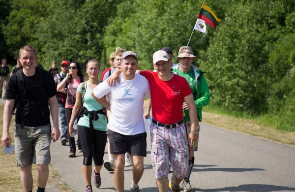100 kilometrų pėsčiomis įveikusi jonavietė: „Grįžusi namo pabučiavau batus“