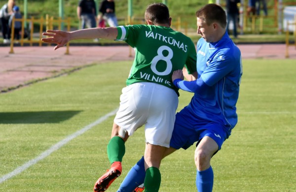 Į „Lietavos“ rungtynes su žalgiriečiais susirinko per tūkstantis futbolo mėgėjų