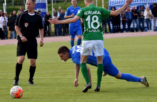 Į „Lietavos“ rungtynes su žalgiriečiais susirinko per tūkstantis futbolo mėgėjų