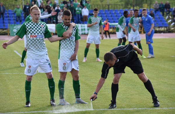 Į „Lietavos“ rungtynes su žalgiriečiais susirinko per tūkstantis futbolo mėgėjų