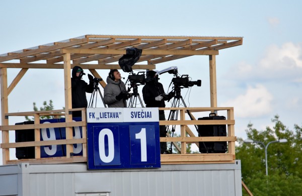 Į „Lietavos“ rungtynes su žalgiriečiais susirinko per tūkstantis futbolo mėgėjų