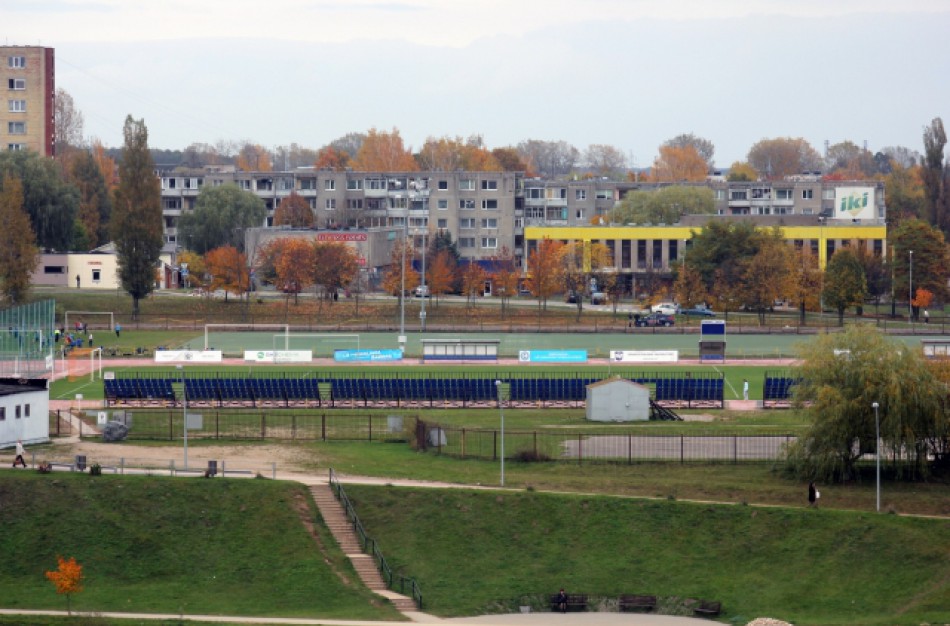 Kodėl užrakinti stadiono vartai?