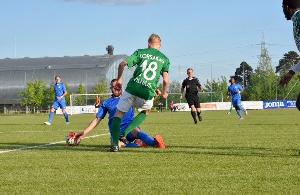 Į „Lietavos“ rungtynes su žalgiriečiais susirinko per tūkstantis futbolo mėgėjų